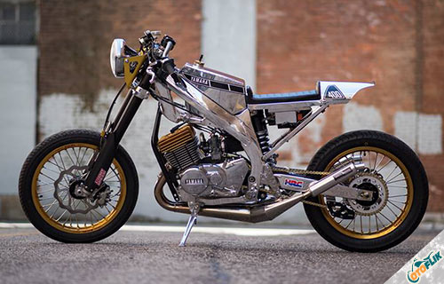 Yamaha RD400 Custom Keith Carlson