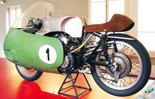 Moto Guzzi V8