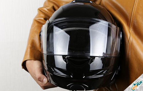 Cara Membersihkan Kaca Helm yang Mudah dan 100 Bersih - 32 Cara Membersihkan Beling Helm Buram, Tergores 100% Higienis