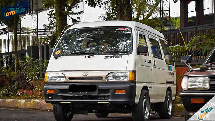 Mobil Tua Irit BBM dan Murah Perawatan Daihatsu Espass